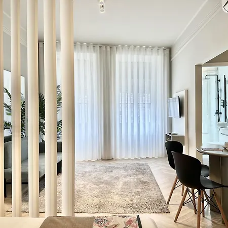 Lejlighed Centrally Located In Porto