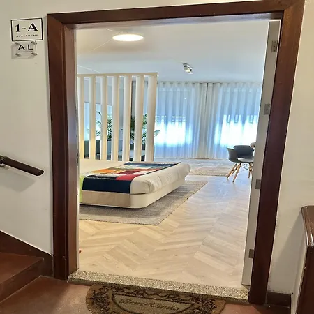 Apartment Centrally Located In Porto