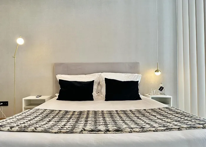 Centrally Located In Oporto